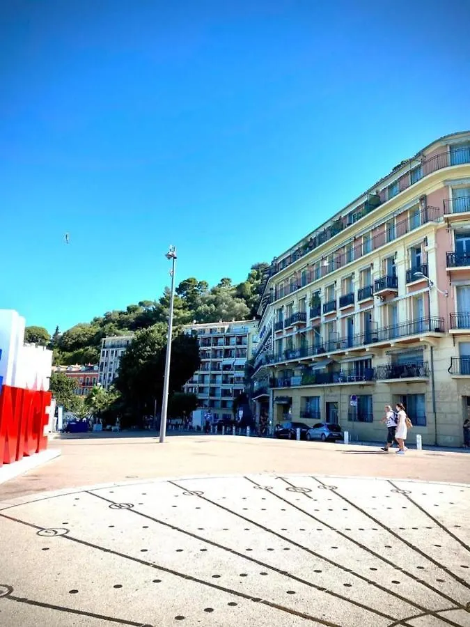 Le Rocamare -Superb-Atypical Sea View-A.C-Wifi Apartment Nice 0*,  France